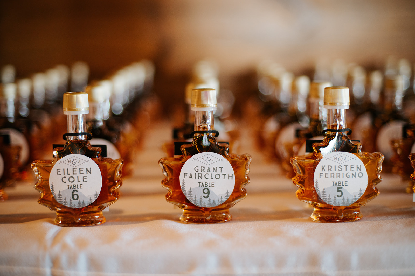 local Vermont maple syrup wedding favors